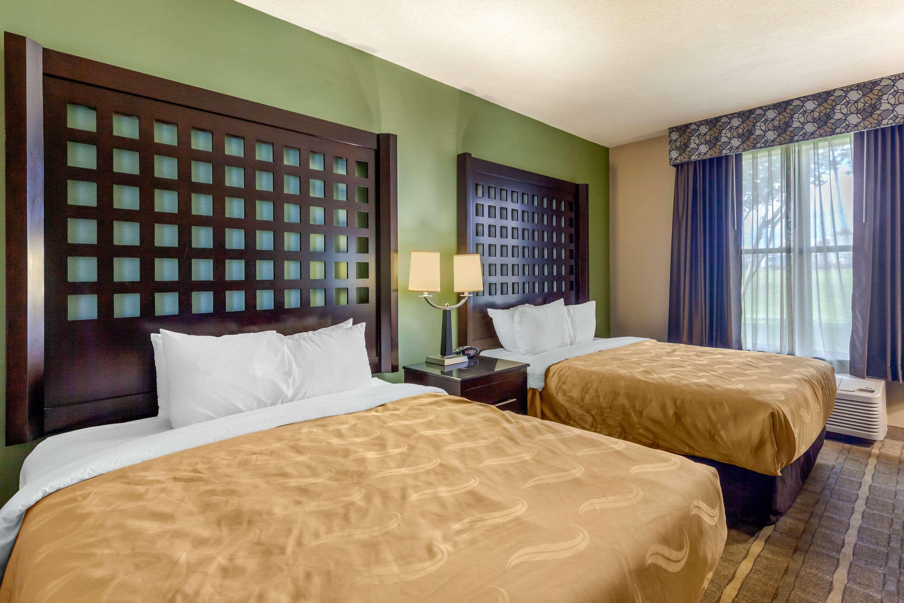 Quality Inn & Suites Дюрант Екстериор снимка