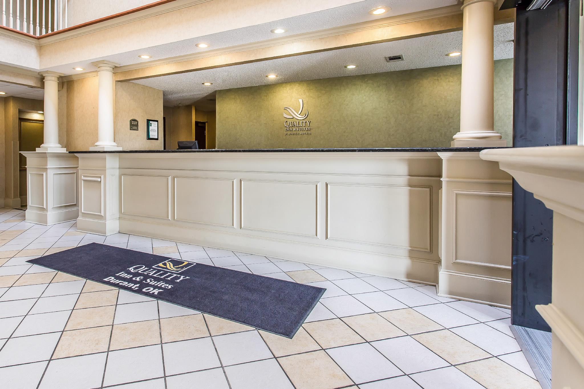 Quality Inn & Suites Дюрант Екстериор снимка